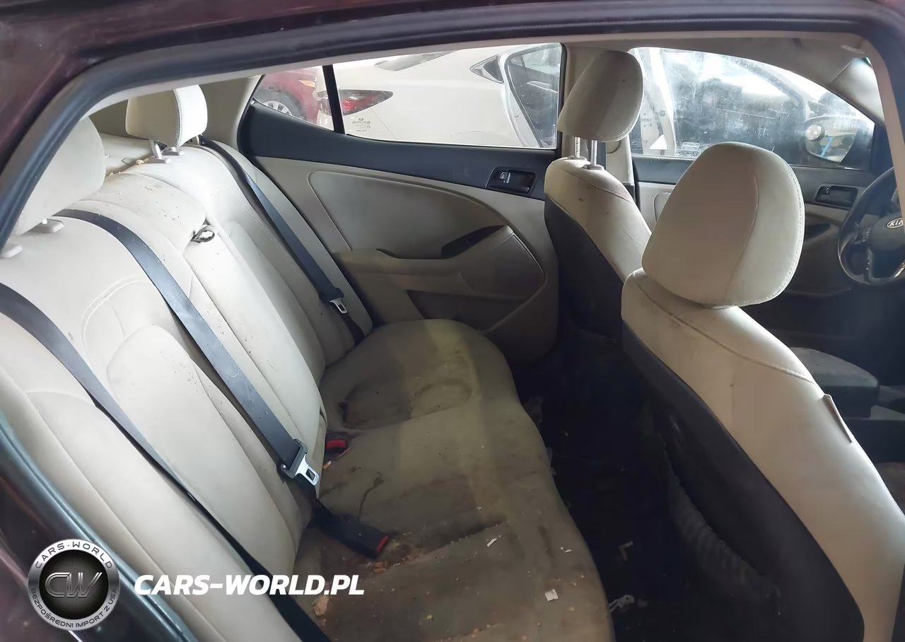 2011 Kia Optima Lx VIN:KNAGM4A77B5185656 - 8