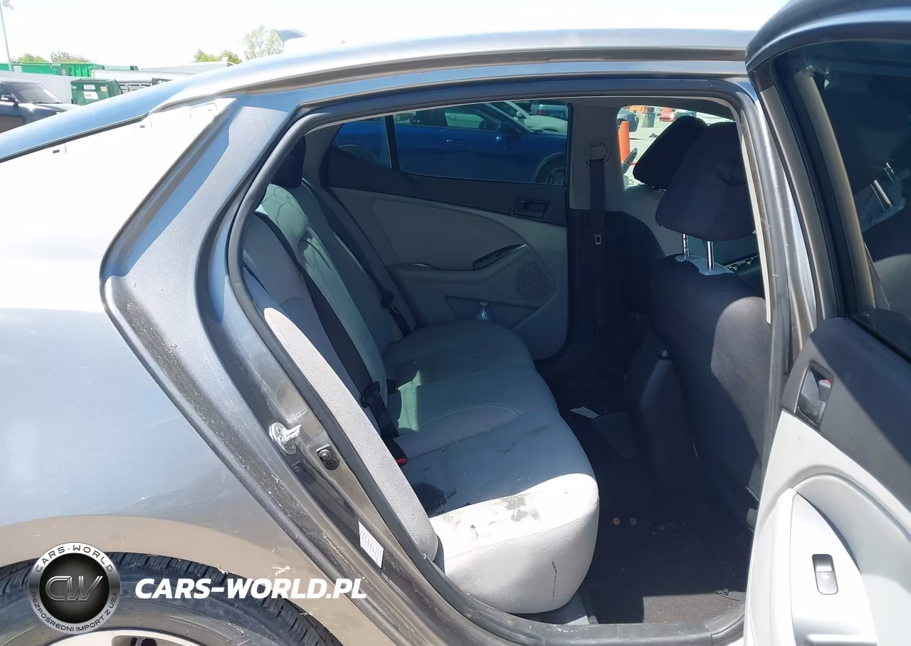 2014 Kia Optima Lx VIN:5XXGM4A77EG277417 - 8