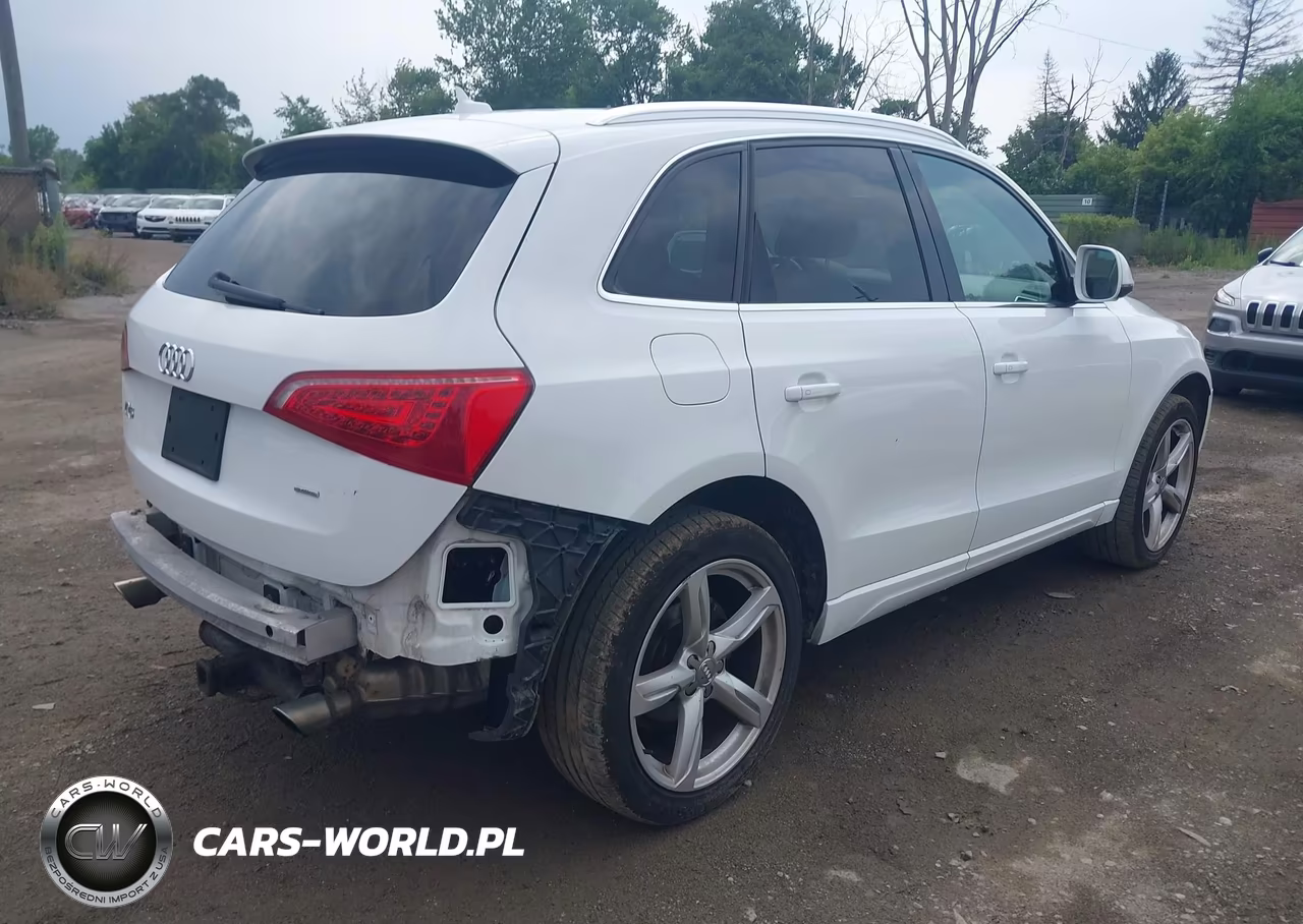 2010 Audi Q5 3.2 Premium VIN:WA1VKAFP8AA099232 - 4