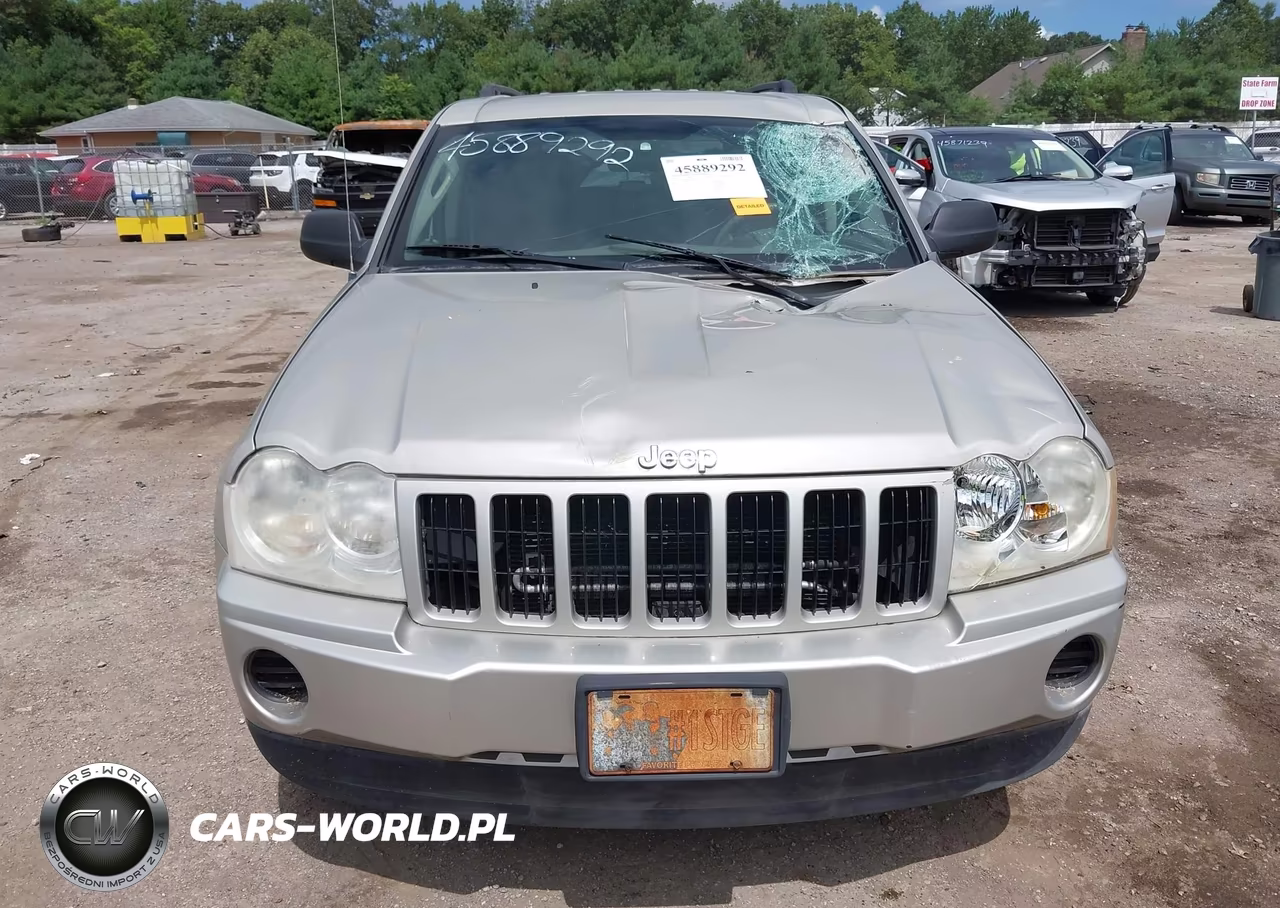 2007 Jeep Grand Cherokee Laredo VIN:1J8GR48K67C500523 - 12