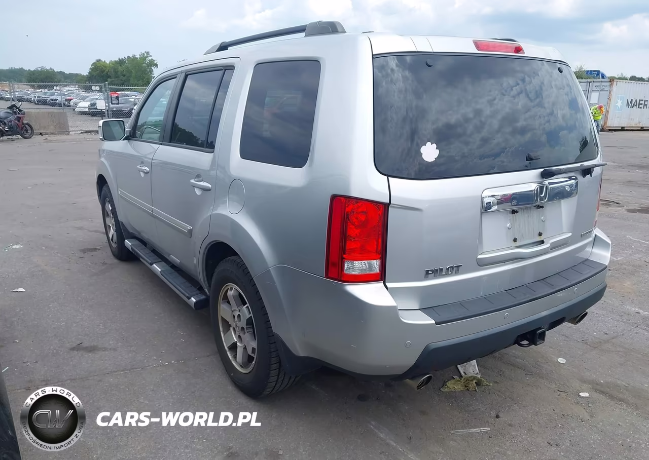 2011 Honda Pilot Touring VIN:5FNYF3H94BB038387 - 3