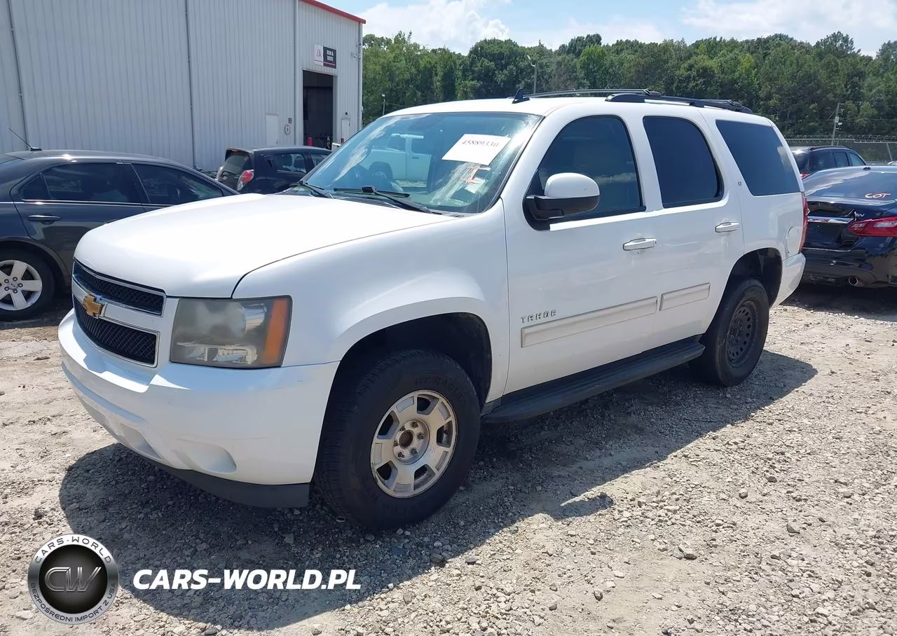 2011 Chevrolet Tahoe Lt VIN:1GNSCBE07BR381730 - 2