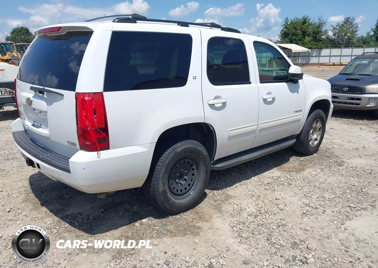 2011 Chevrolet Tahoe Lt VIN:1GNSCBE07BR381730 - 4