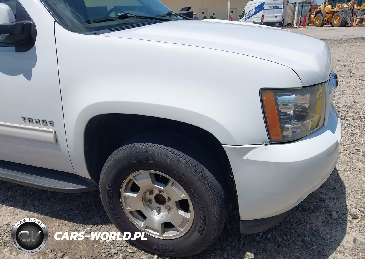 2011 Chevrolet Tahoe Lt VIN:1GNSCBE07BR381730 - 6