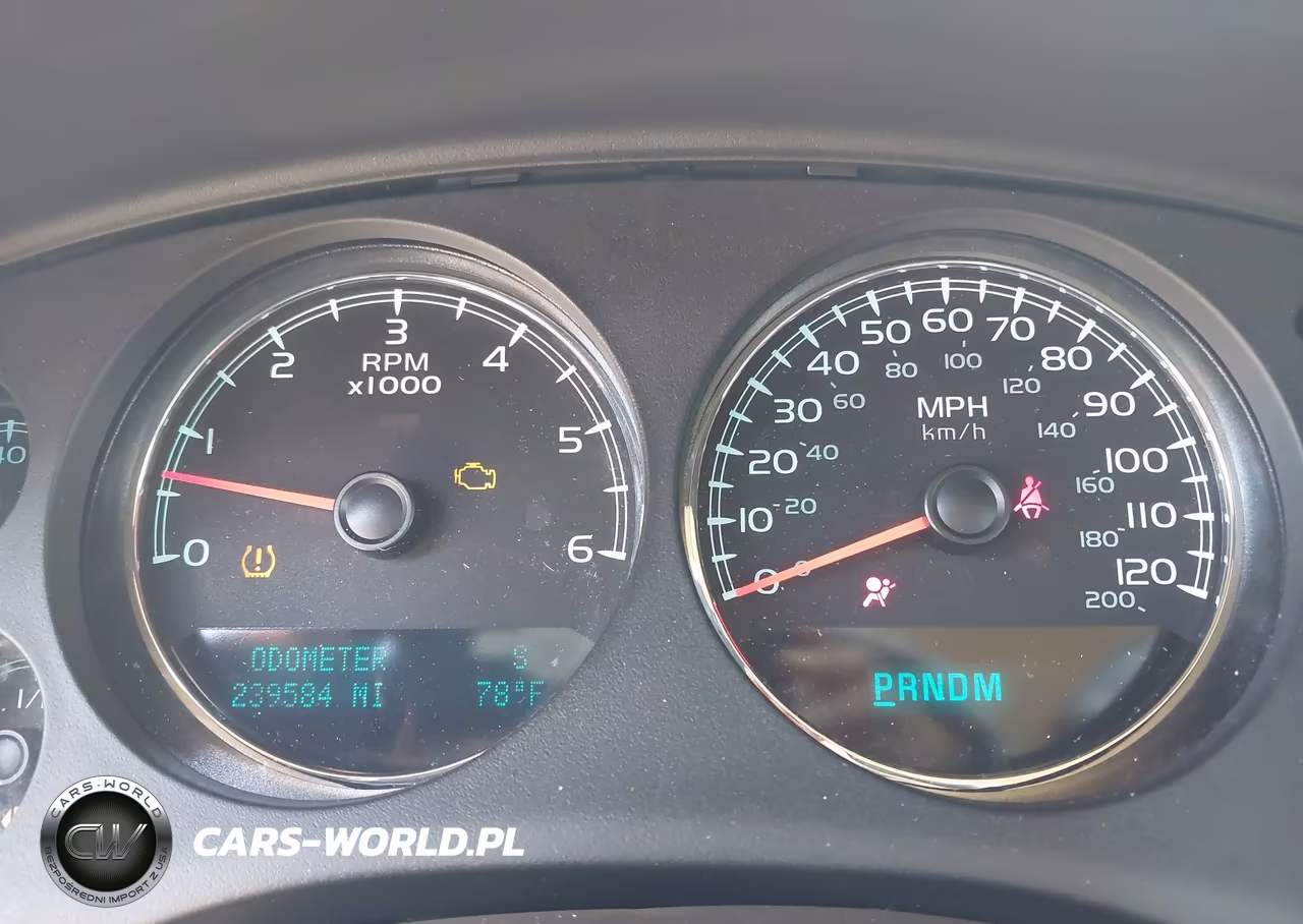 2011 Chevrolet Tahoe Lt VIN:1GNSCBE07BR381730 - 7