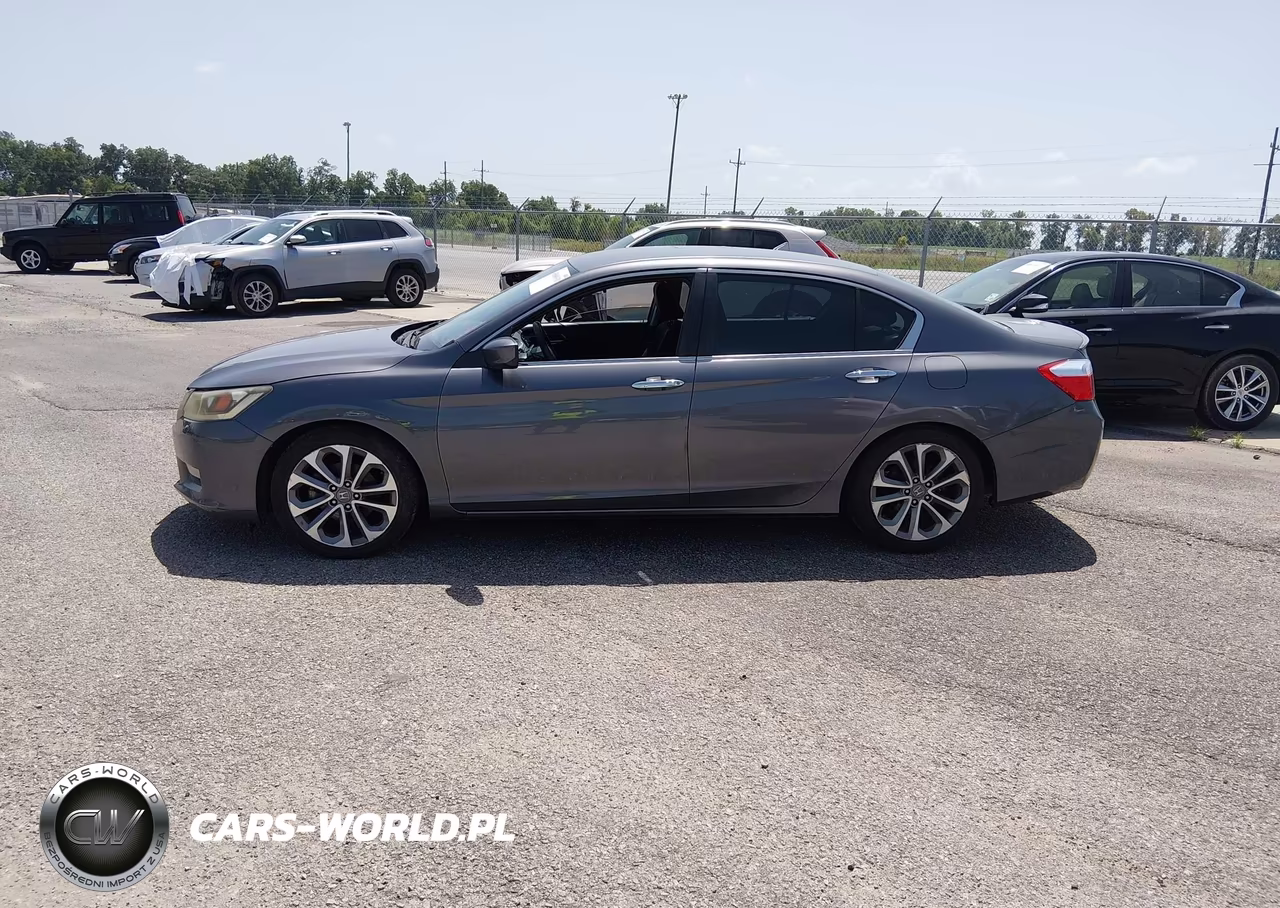 2013 Honda Accord Sport VIN:1HGCR2F50DA055664 - 14