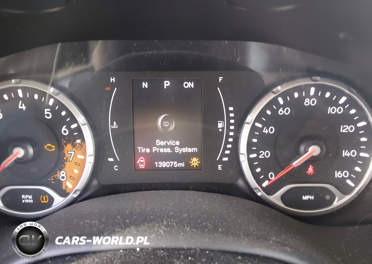 2017 Jeep Renegade Sport VIN:ZACCJBAB2HPG36916 - 7
