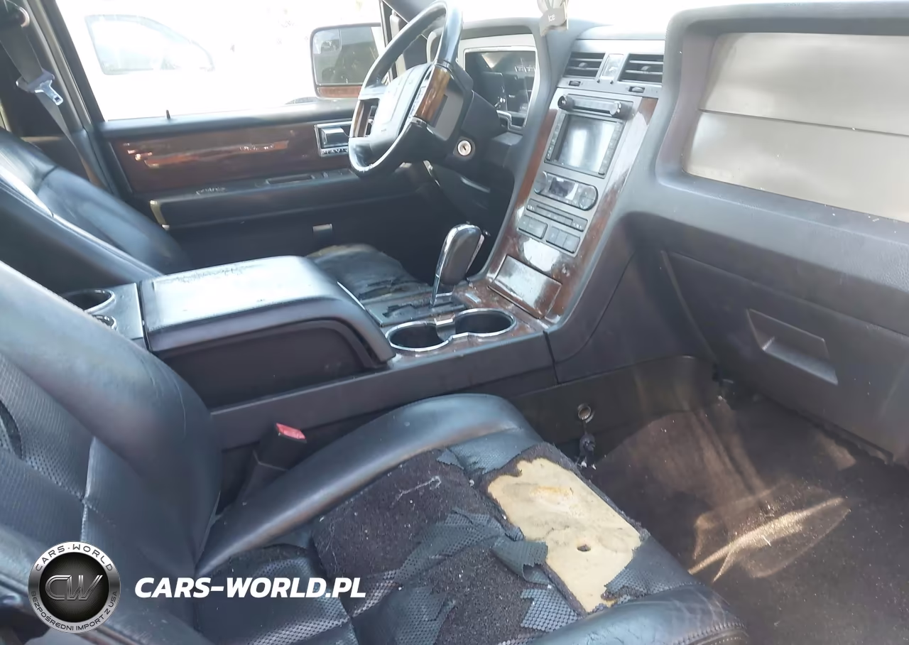 2014 Lincoln Navigator VIN:5LMJJ2H58EEL01275 - 5