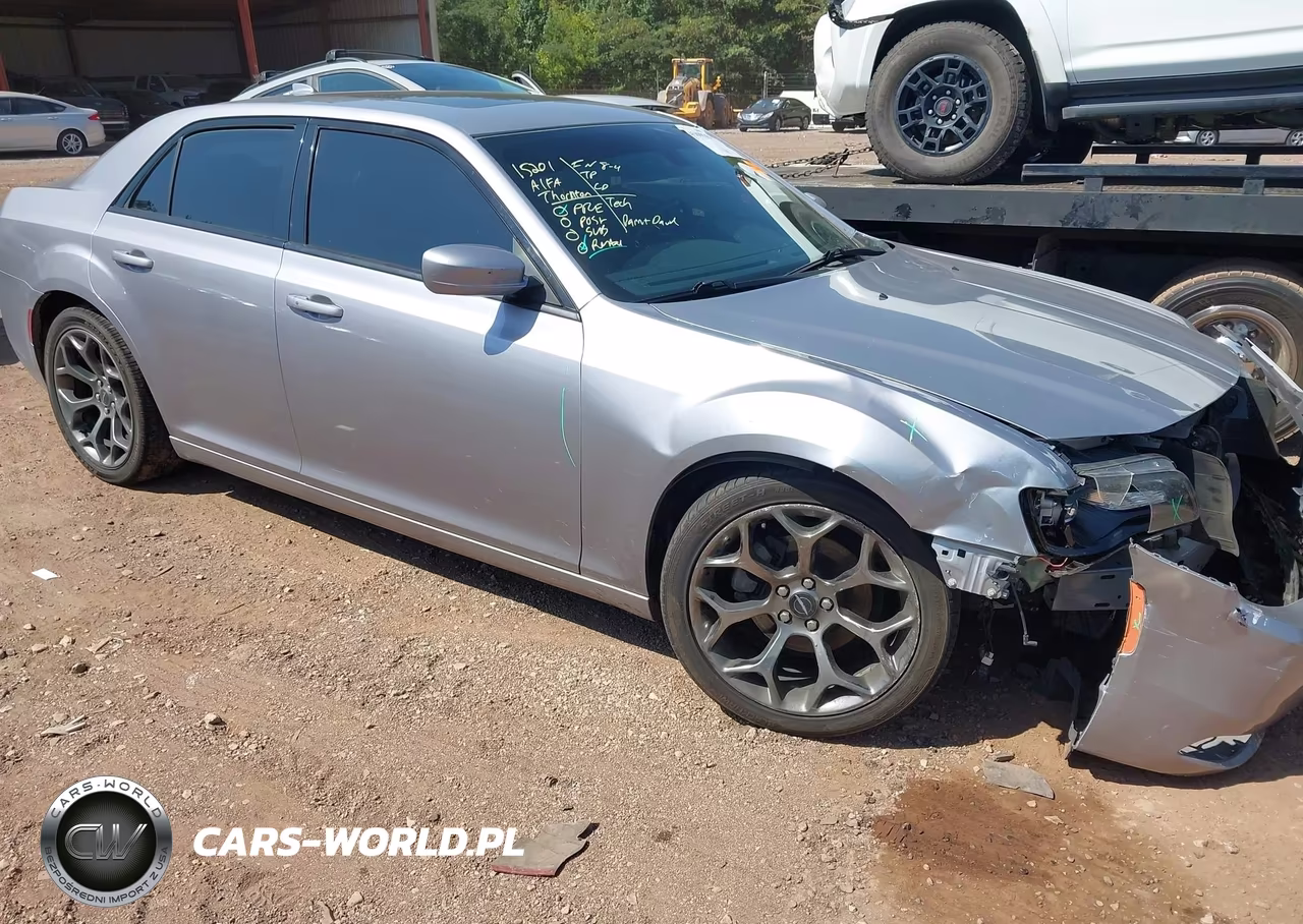 2015 Chrysler 300 300S VIN:2C3CCABG3FH763532 - 1