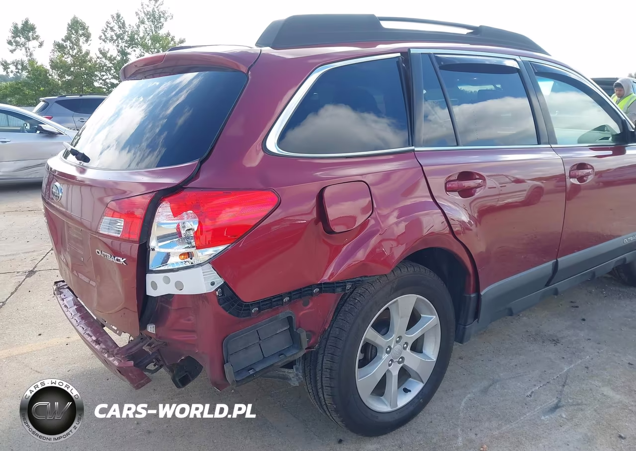 2013 Subaru Outback 2.5I Premium VIN:4S4BRCCC3D3260852 - 12