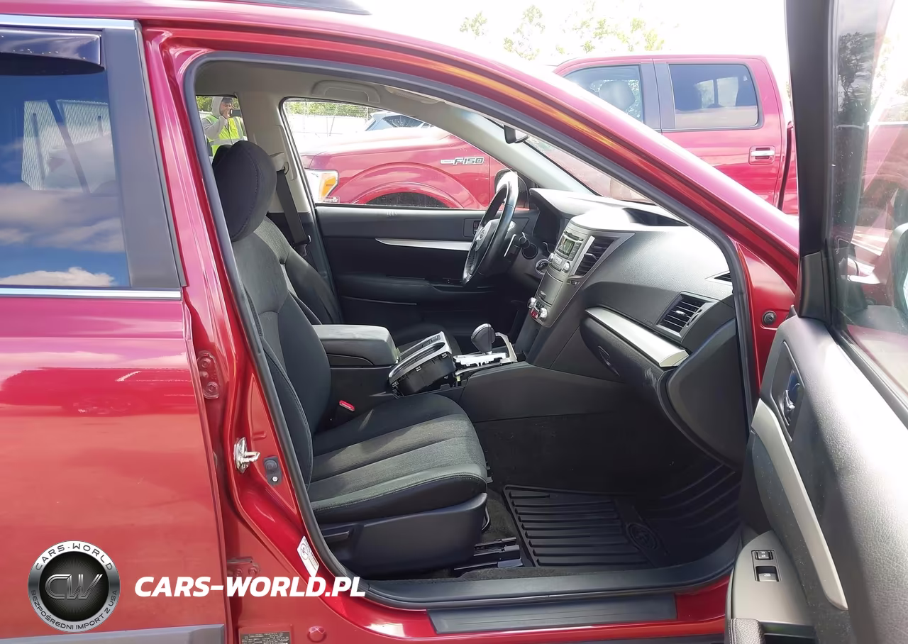 2013 Subaru Outback 2.5I Premium VIN:4S4BRCCC3D3260852 - 5