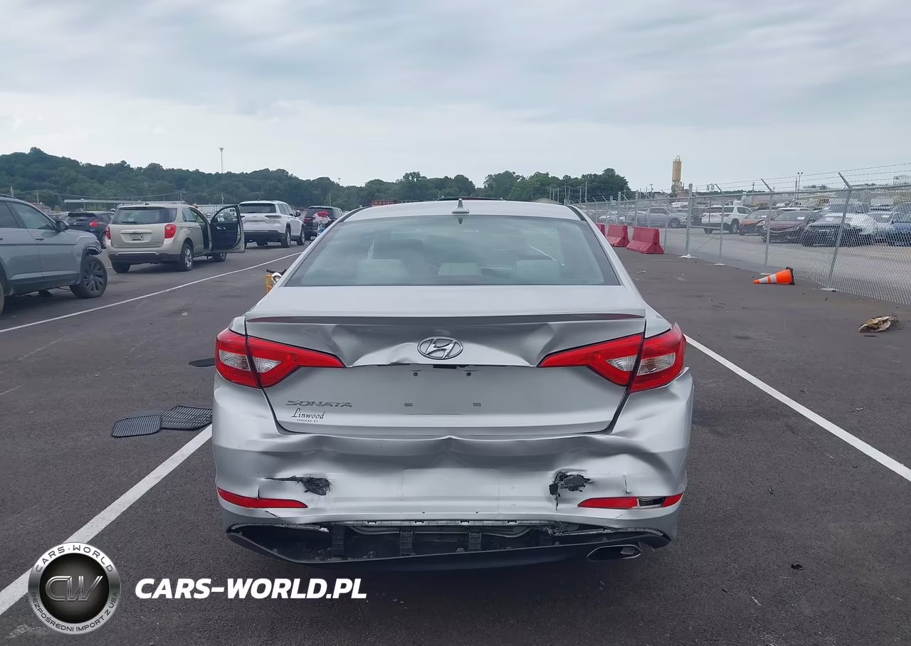 2015 Hyundai Sonata Se VIN:5NPE24AFXFH123388 - 16