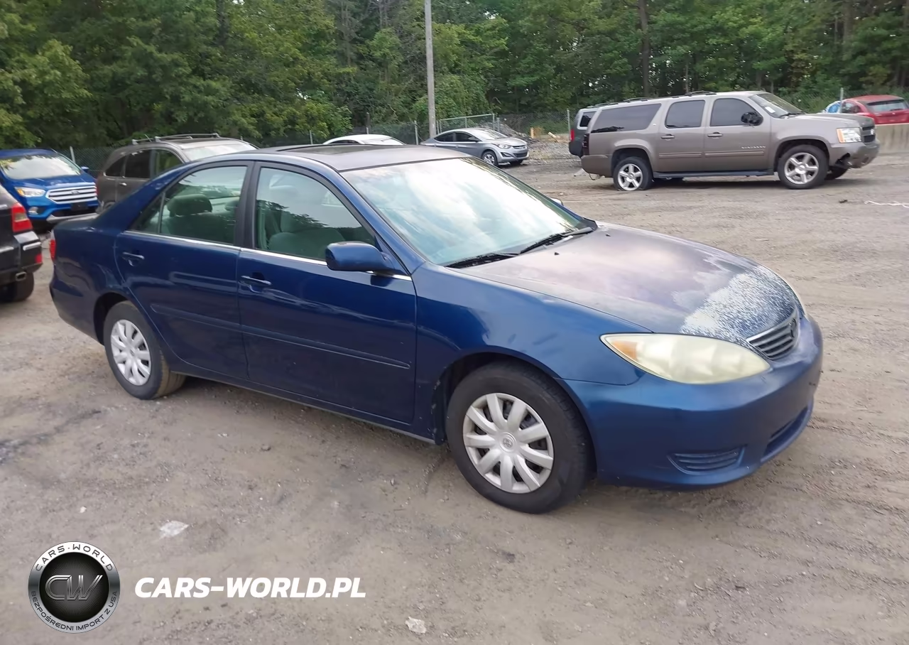 2005 Toyota Camry Le