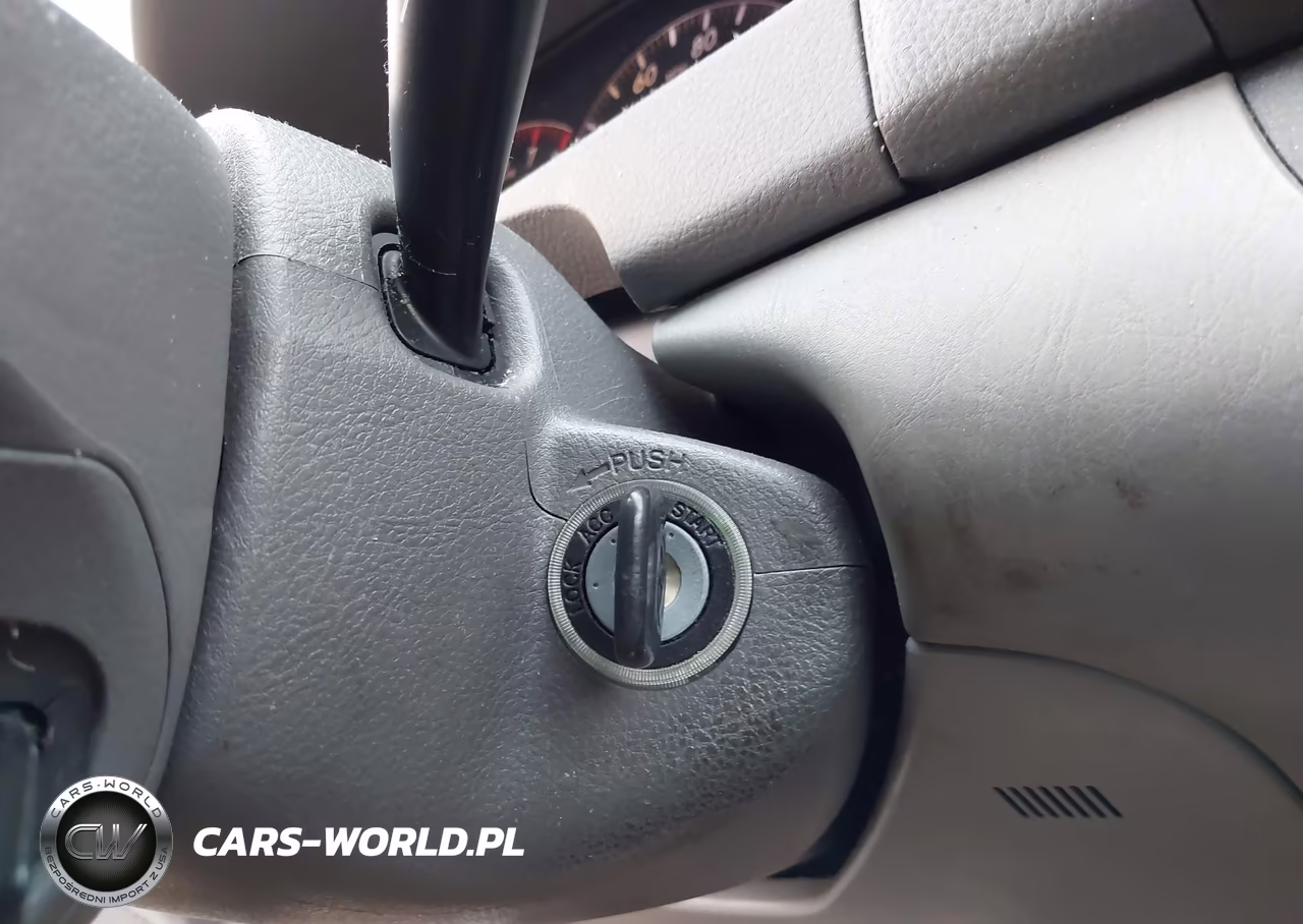 2005 Toyota Camry Le VIN:4T1BE30K05U386900 - 11