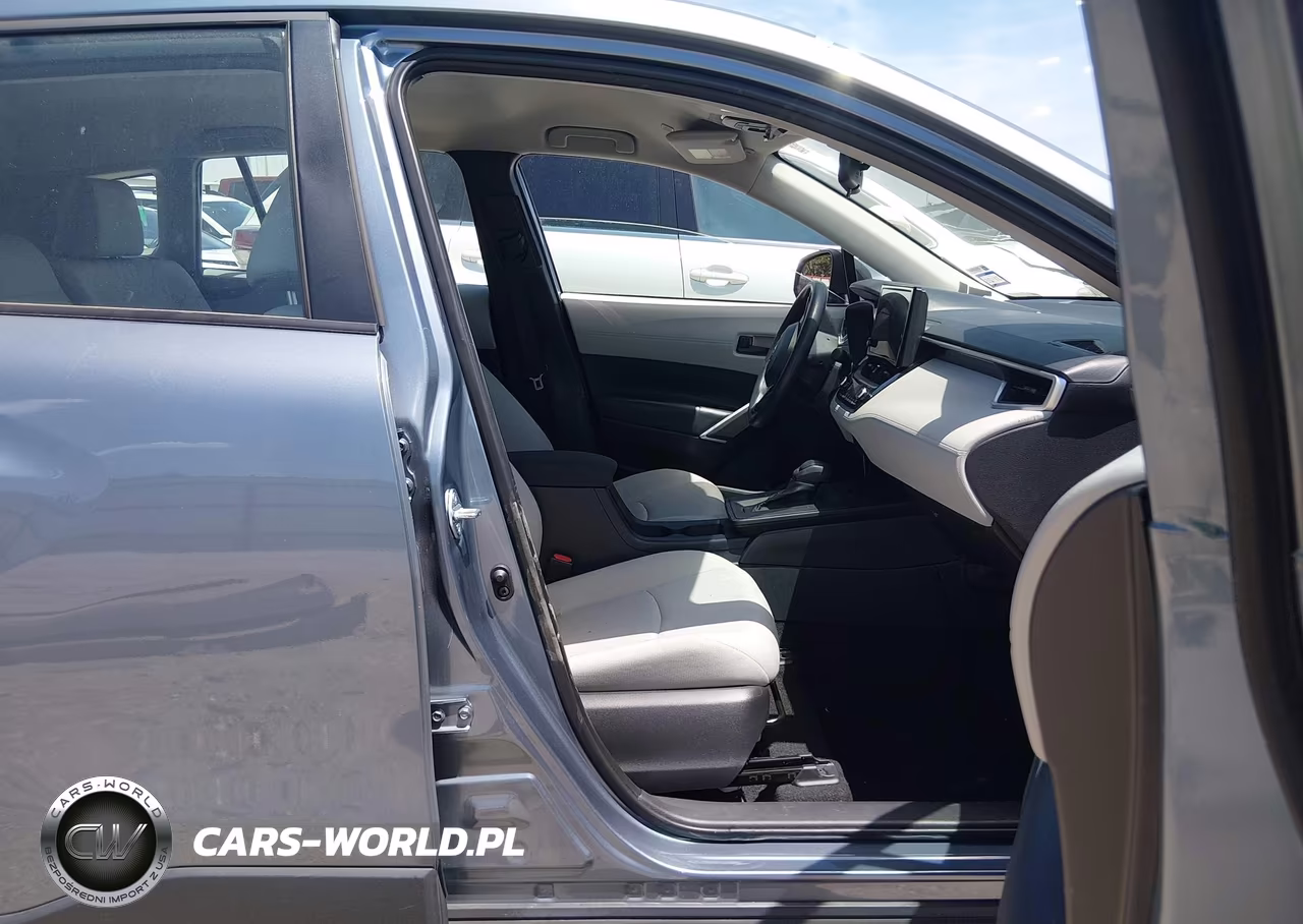 2026 Toyota Corolla Cross L VIN:7MUAAAAG7TV181687 - 5