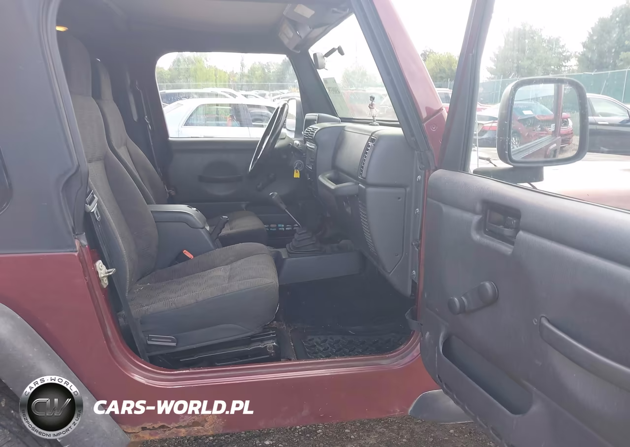 2004 Jeep Wrangler X VIN:1J4FA39SX4P709636 - 5