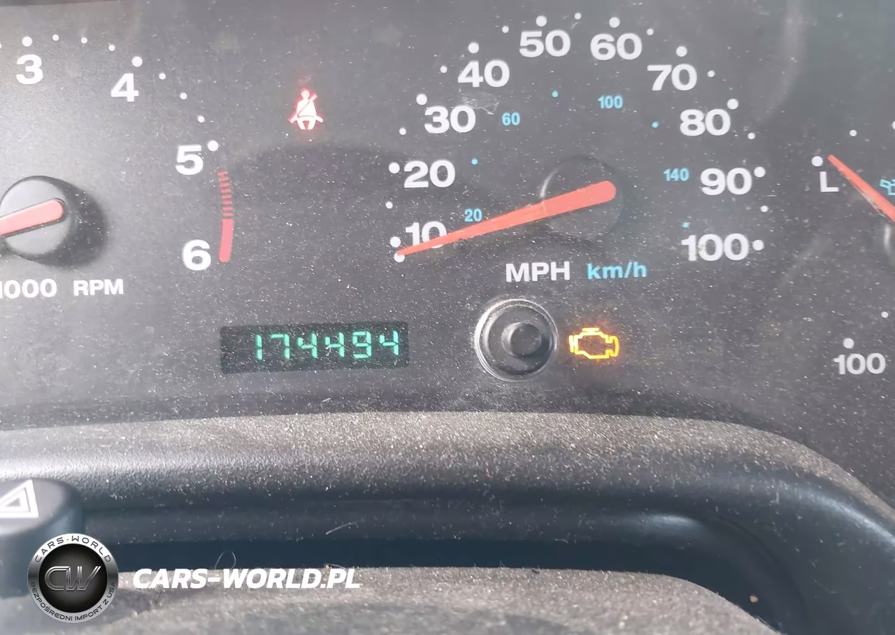 2004 Jeep Wrangler X VIN:1J4FA39SX4P709636 - 7