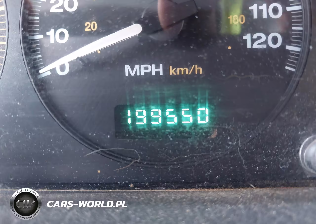 2004 Jeep Grand Cherokee Laredo VIN:1J4GW48S04C325935 - 16