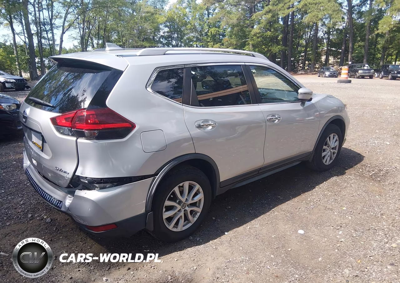2018 Nissan Rogue Sv VIN:JN8AT2MV3JW346804 - 4