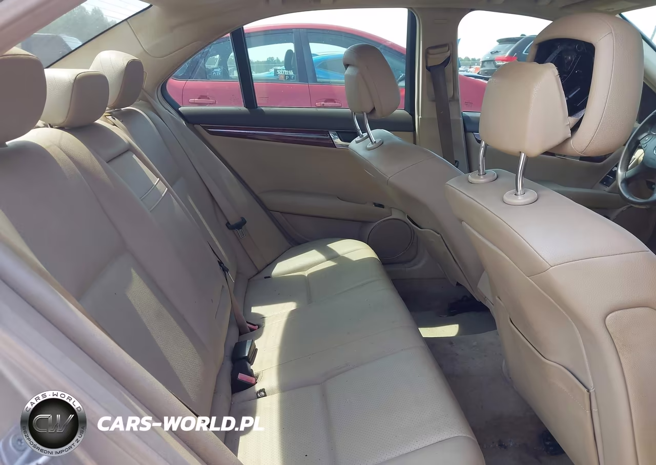 2011 Mercedes-Benz C 300 Luxury-Sport VIN:WDDGF5EB0BR157567 - 8