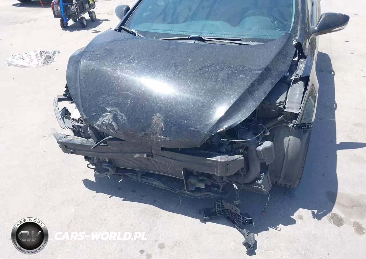 2013 Hyundai Elantra Limited VIN:KMHDH4AE0DU927165 - 6