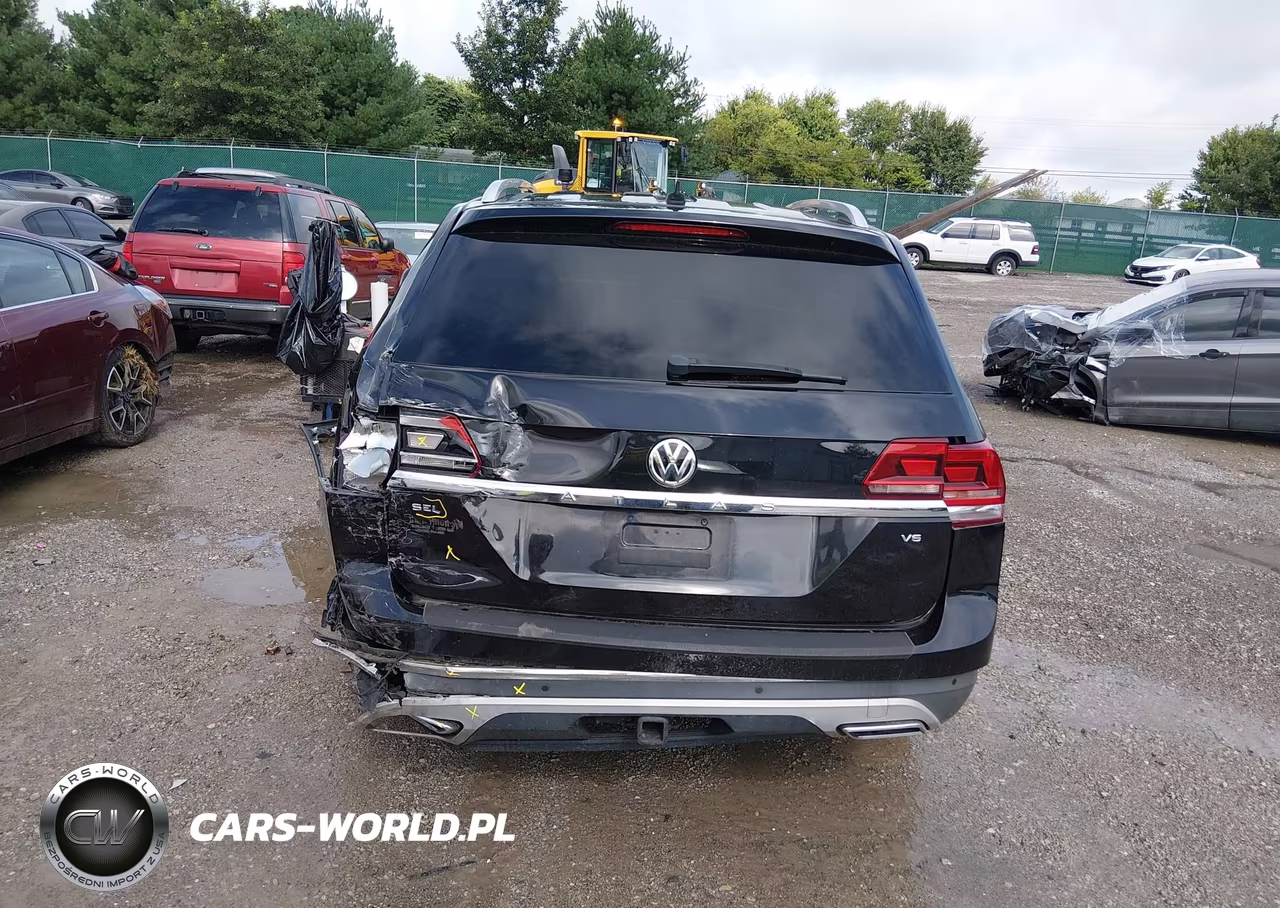 2018 Volkswagen Atlas 3.6L V6 Sel VIN:1V2ER2CA1JC505443 - 17