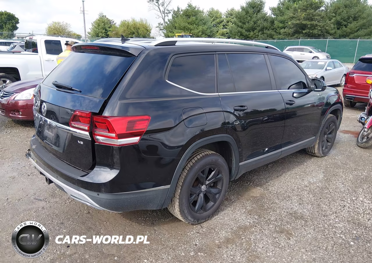2018 Volkswagen Atlas 3.6L V6 Sel VIN:1V2ER2CA1JC505443 - 4