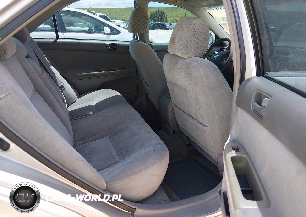2003 Toyota Camry Le VIN:4T1BE32K73U771901 - 8