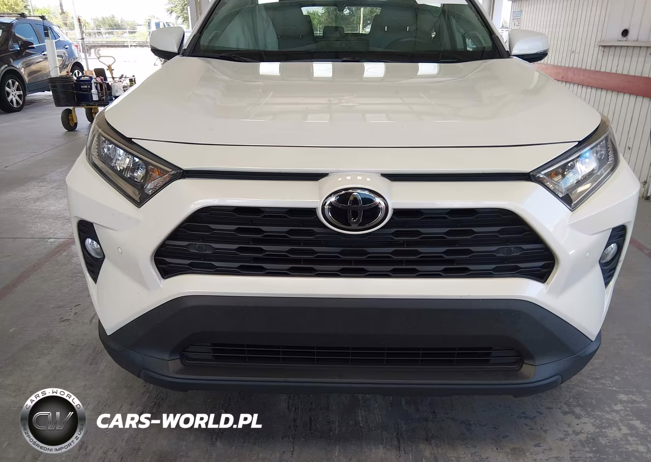 2021 Toyota Rav4 Xle Premium VIN:2T3C1RFV0MW183807 - 12