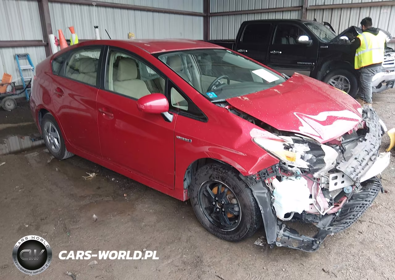 2014 Toyota Prius Two – zdjęcie 1 z 17