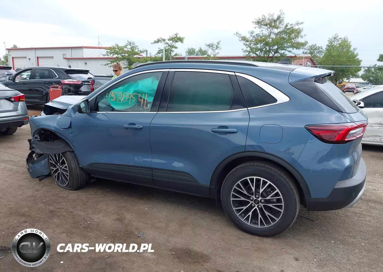 2025 Ford Escape Phev VIN:1FMCU0E13SUA53365 - 14