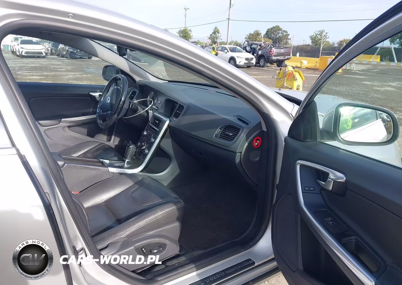 2012 Volvo S60 T5-T5 W-Moonroof VIN:YV1622FS6C2050168 - 5