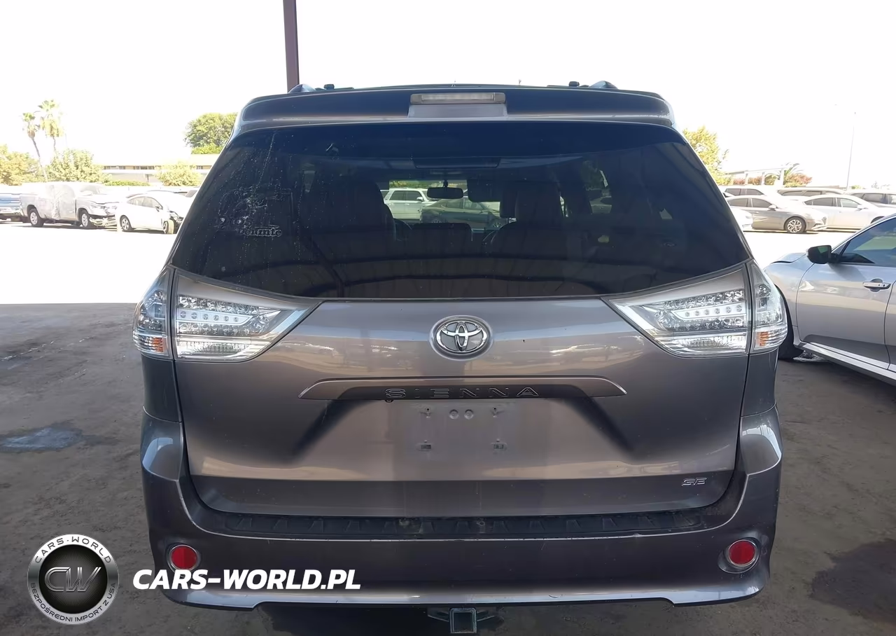 2015 Toyota Sienna Se 8 Passenger VIN:5TDXK3DC9FS641703 - 16