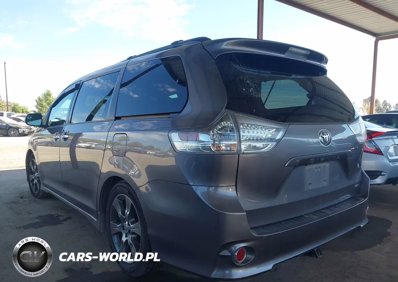 2015 Toyota Sienna Se 8 Passenger VIN:5TDXK3DC9FS641703 - 3