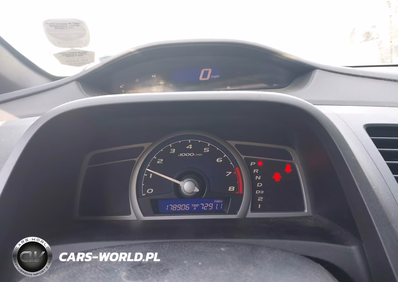 2007 Honda Civic Lx VIN:2HGFG12657H524975 - 7