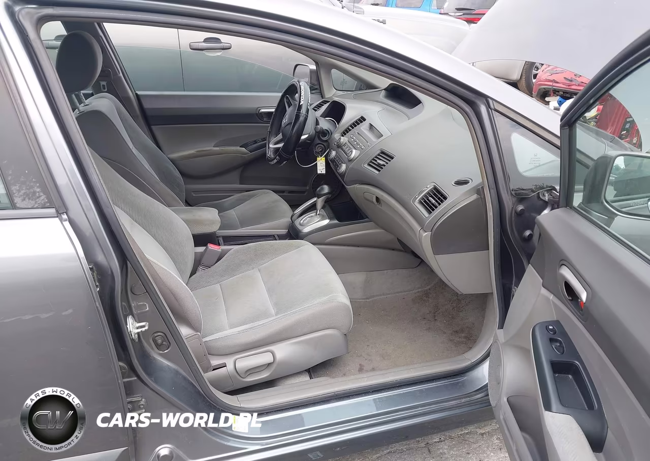2011 Honda Civic Lx VIN:2HGFA1F52BH300624 - 5