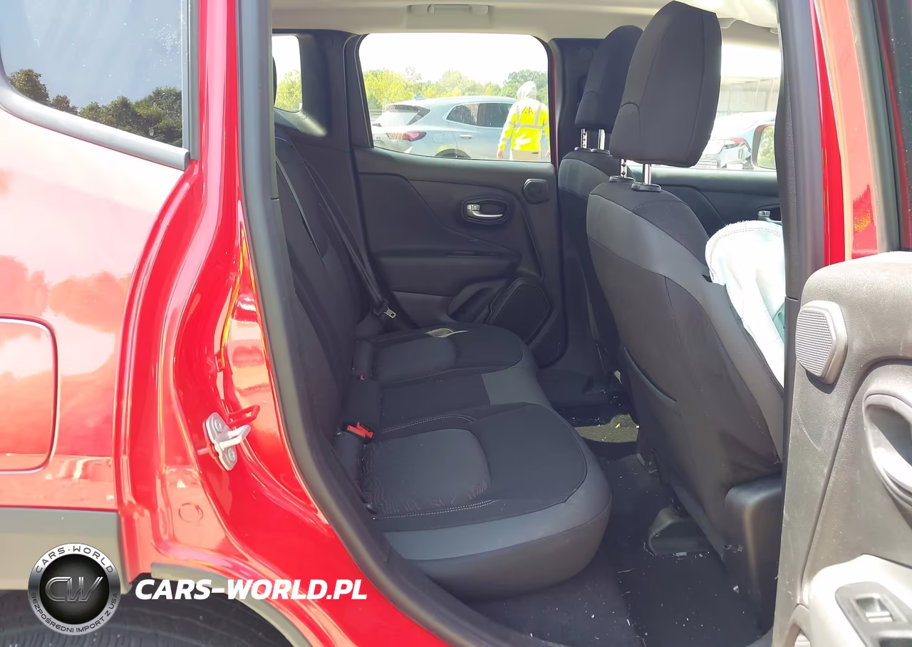 2023 Jeep Renegade Upland 4X4 VIN:ZACNJDB12PPP61372 - 8
