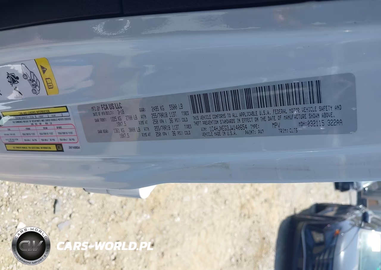 2018 Jeep Wrangler Unlimited Sahara 4X4 VIN:1C4HJXEG3JW140654 - 9
