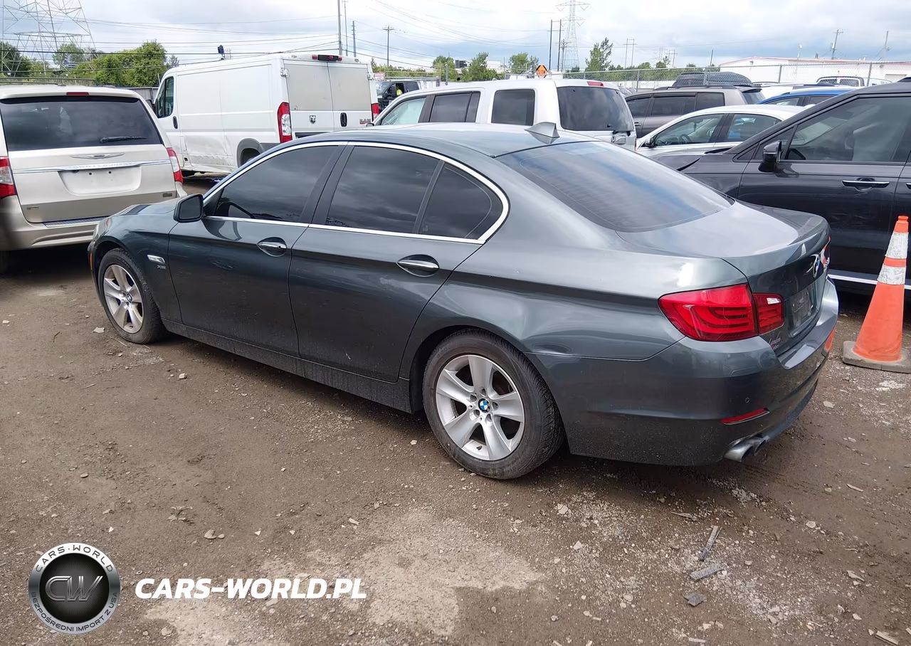 2012 BMW 528I xDrive VIN:WBAXH5C59CDW03857 - 3