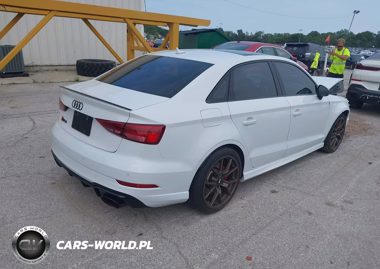 2018 Audi Rs 3 2.5T VIN:WUABWGFF7J1901442 - 4