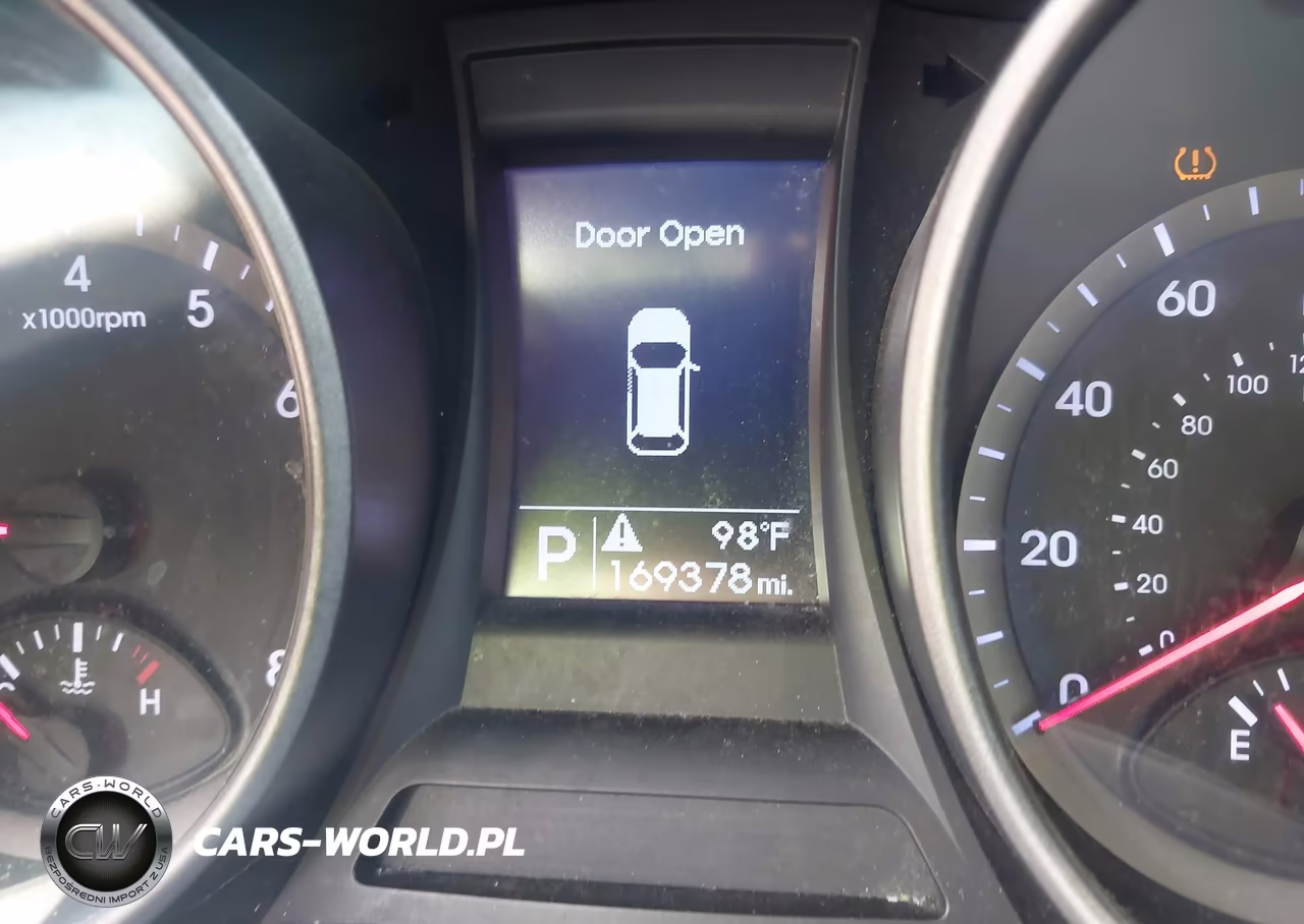 2016 Hyundai Santa Fe Sport 2.4L VIN:5XYZT3LB6GG360360 - 15