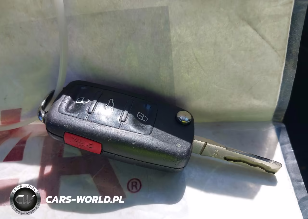 2012 Volkswagen Beetle 2.5L VIN:3VWJP7AT3CM647038 - 11