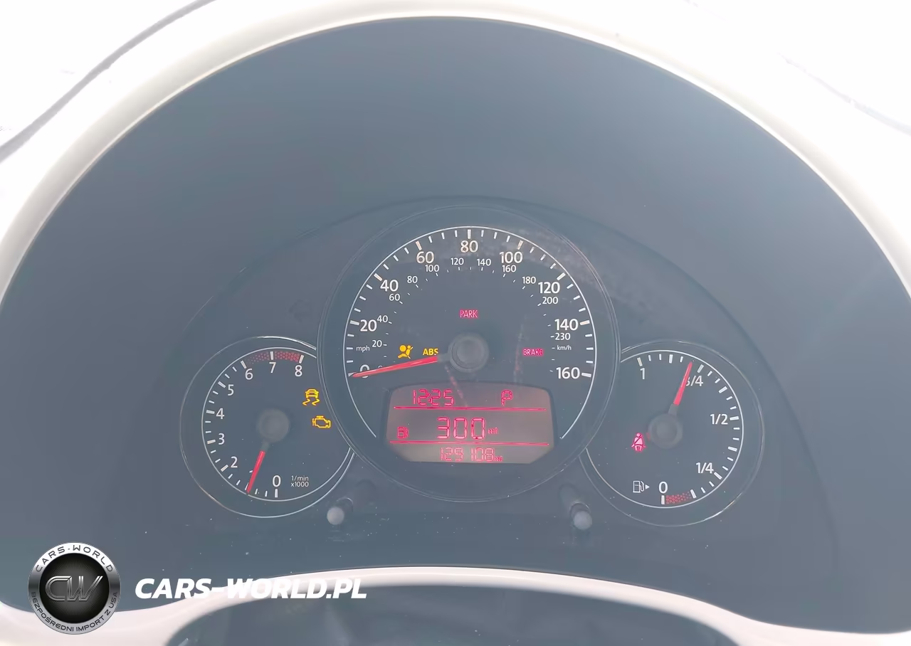 2012 Volkswagen Beetle 2.5L VIN:3VWJP7AT3CM647038 - 7