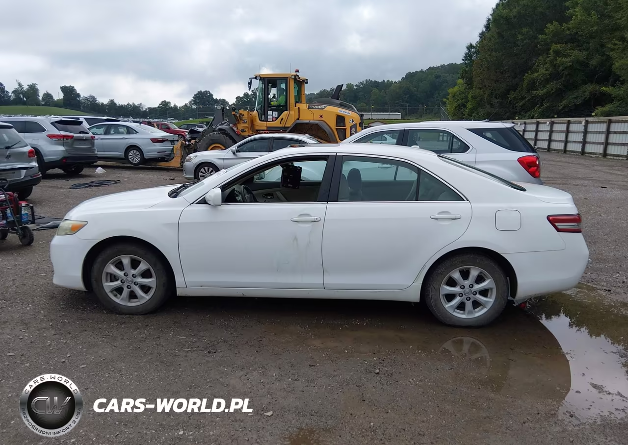 2010 Toyota Camry Le VIN:4T1BF3EK9AU522568 - 14