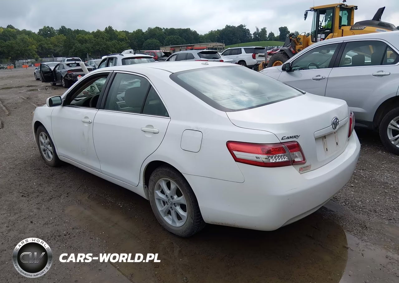 2010 Toyota Camry Le VIN:4T1BF3EK9AU522568 - 3