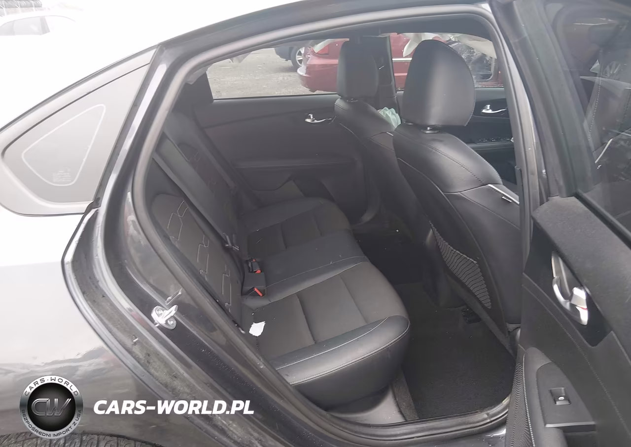 2023 Kia Forte Gt-Line VIN:3KPF54AD9PE605477 - 8