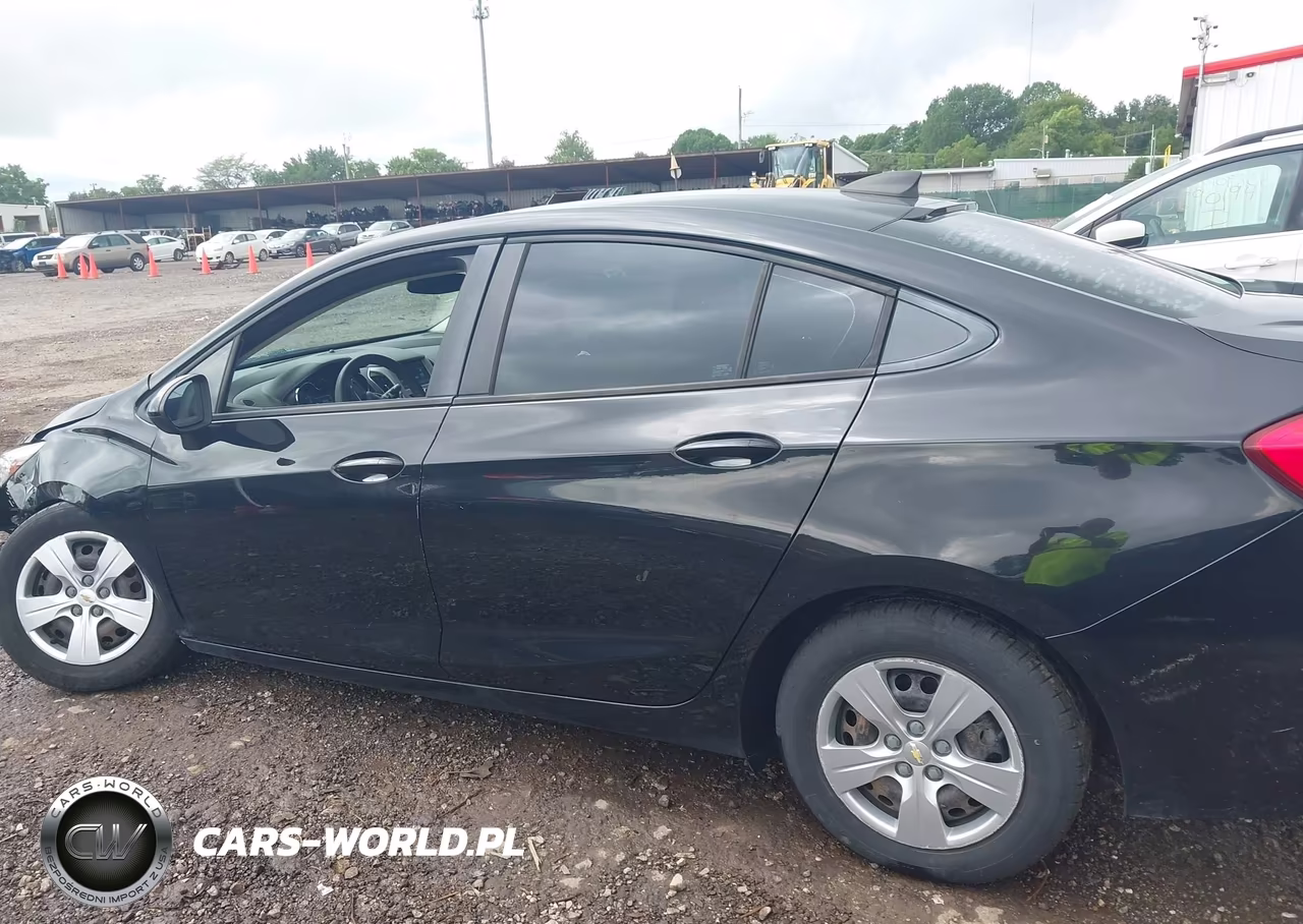 2018 Chevrolet Cruze Ls Auto VIN:1G1BC5SMXJ7104431 - 14
