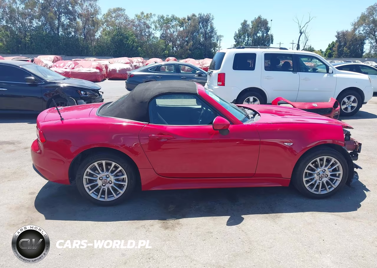2018 Fiat 124 Spider Classica VIN:JC1NFAEK8J0133608 - 14