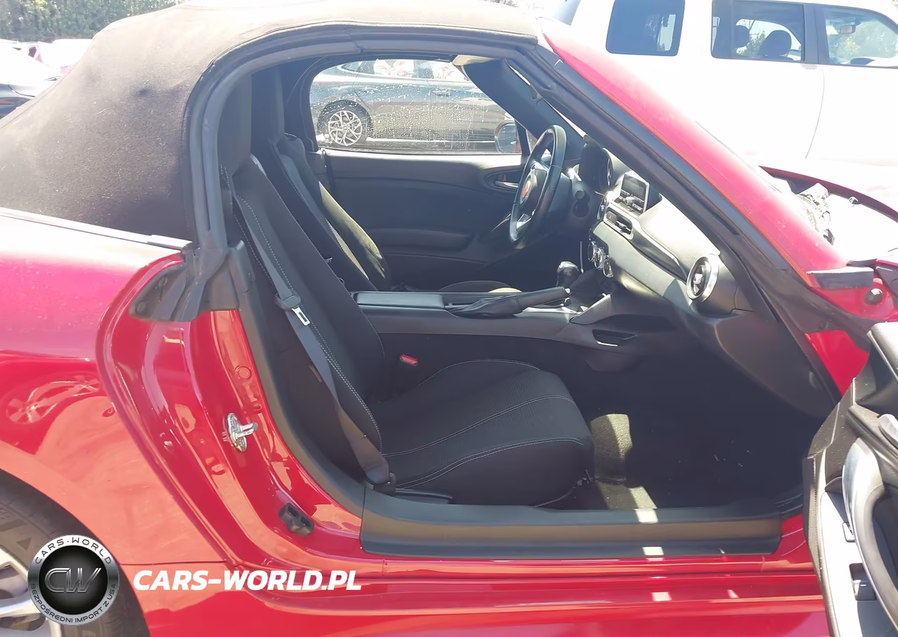 2018 Fiat 124 Spider Classica VIN:JC1NFAEK8J0133608 - 5