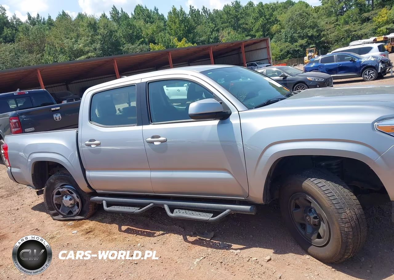 2017 Toyota Tacoma Sr V6 VIN:5TFCZ5AN7HX115482 - 13